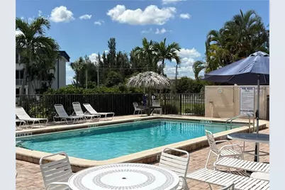 1740 Pine Valley Dr #115, Fort Myers, FL 33907 - Photo 2