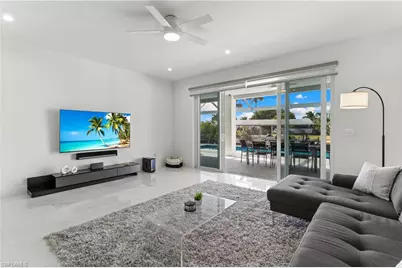1030 NW 39th Ave, Cape Coral, FL 33993 - Photo 10