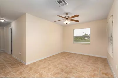 546 Sherwood Ave S, Lehigh Acres, FL 33974 - Photo 8