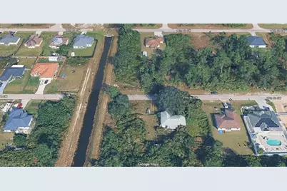 3318 17th St SW, Lehigh Acres, FL 33976 - Photo 2