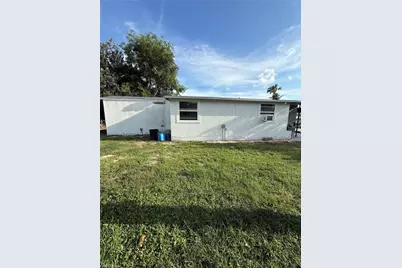 26646 Token Ct, Bonita Springs, FL 34135 - Photo 4