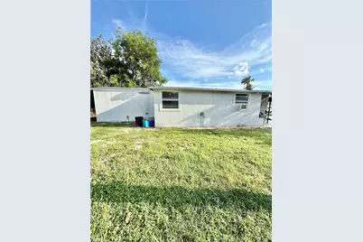 26646 Token Ct, Bonita Springs, FL 34135 - Photo 4