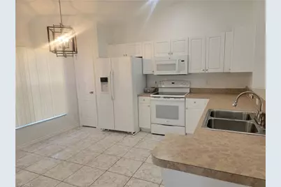 3802 11th St SW, Lehigh Acres, FL 33976 - Photo 4