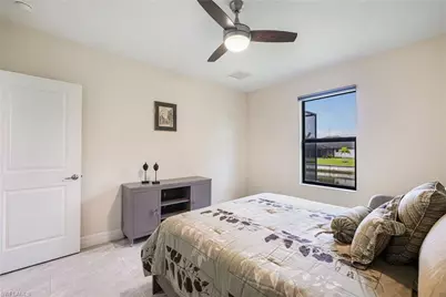 2132 SW 28th Ln, Cape Coral, FL 33914 - Photo 28