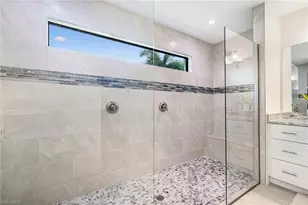 2132 SW 28th Ln, Cape Coral, FL 33914 - Photo 26