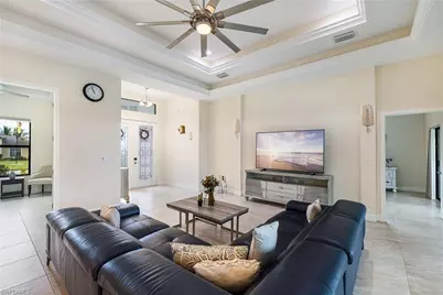 2132 SW 28th Ln, Cape Coral, FL 33914 - Photo 4
