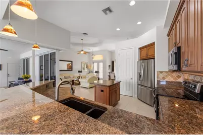 2506 Retunda Pkwy W, Cape Coral, FL 33904 - Photo 26