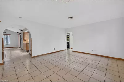 1311 SE 13th Ter, Cape Coral, FL 33990 - Photo 4