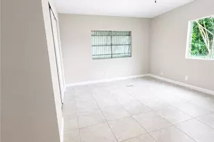 316 W Buell Dr, Fort Myers, FL 33905 - Photo 12