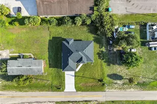 2204 E 7th St, Lehigh Acres, FL 33936 - Photo 4