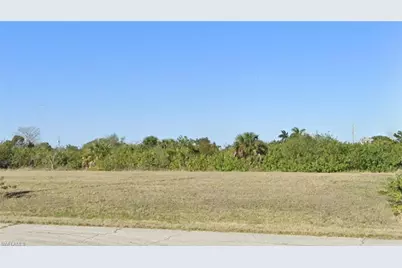 1732 NW 10th Pl, Cape Coral, FL 33993 - Photo 2