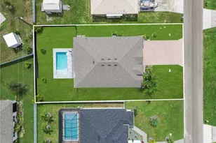838 NW 2nd St, Cape Coral, FL 33993 - Photo 6