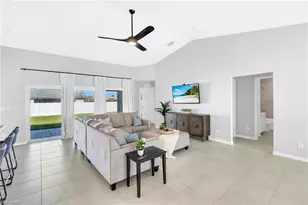 618 NE 2nd Pl, Cape Coral, FL 33909 - Photo 6