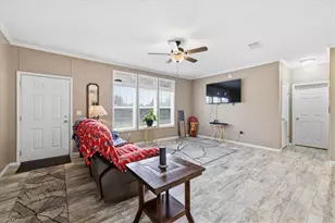 375 N Estribo St, Clewiston, FL 33440 - Photo 4