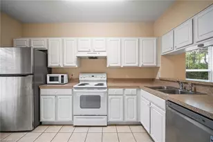 8219 Pacific Beach Dr, Fort Myers, FL 33966 - Photo 4