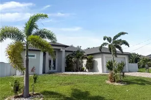433 NW 1st St, Cape Coral, FL 33993 - Photo 1