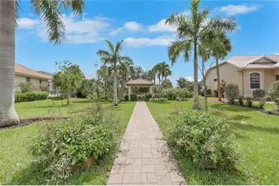 8596 Southwind Bay Cir, Fort Myers, FL 33908 - Photo 32