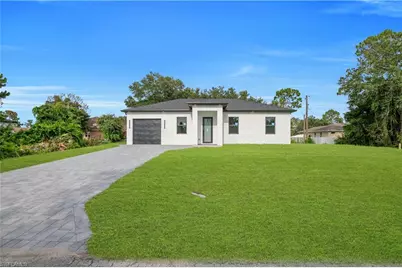 1718 Hibiscus Ave, Lehigh Acres, FL 33972 - Photo 4