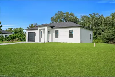 1718 Hibiscus Ave, Lehigh Acres, FL 33972 - Photo 6