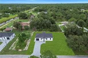 1718 Hibiscus Ave, Lehigh Acres, FL 33972 - Photo 36