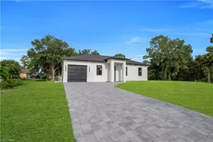 1718 Hibiscus Ave, Lehigh Acres, FL 33972 - Photo 8