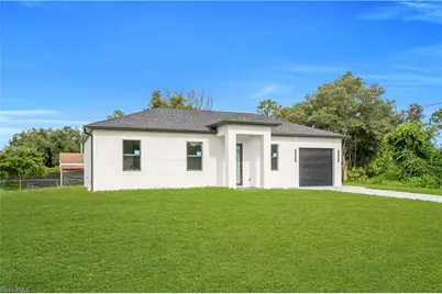 1800 Hibiscus Ave, Lehigh Acres, FL 33972 - Photo 2