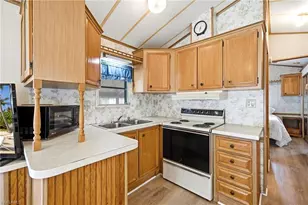 45 Shifting Sands Ave, Bonita Springs, FL 34135 - Photo 6