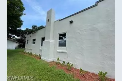 466 Wilma Ave, Fort Myers, FL 33905 - Photo 2