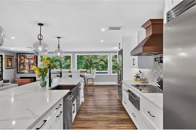 625 Sunnyside Ct, Fort Myers, FL 33919 - Photo 8