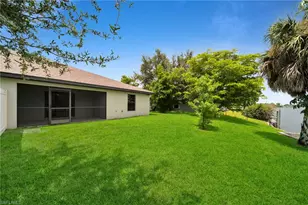 318 SW 7th Terrace, Cape Coral, FL 33991 - Photo 26