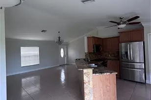 1903 NE 20th Pl, Cape Coral, FL 33909 - Photo 2