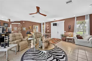 4914 SW 25th Ct, Cape Coral, FL 33914 - Photo 4