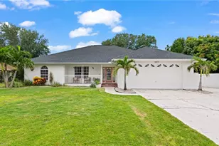 6872 Fairview St, Fort Myers, FL 33966 - Photo 2