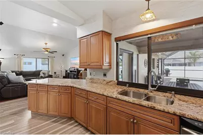 2118 SW 12th Ave, Cape Coral, FL 33991 - Photo 12