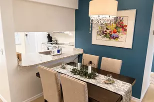 11300 Caravel Cir, Fort Myers, FL 33908 - Photo 2
