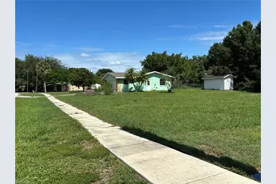 8206 Riverside Dr, Punta Gorda, FL 33982 - Photo 4