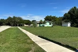 8206 Riverside Dr, Punta Gorda, FL 33982 - Photo 22