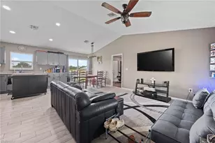 5011 Dania Cir, Labelle, FL 33935 - Photo 2