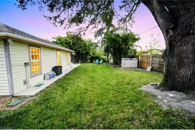 2304 SE 8th Ter, Cape Coral, FL 33990 - Photo 22