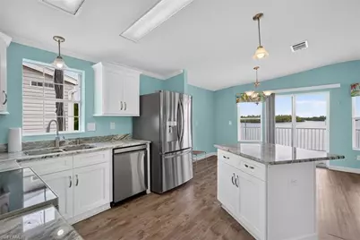 43 Emily Ln, Fort Myers Beach, FL 33931 - Photo 6