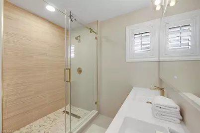 27098 Harbor Dr, Bonita Springs, FL 34135 - Photo 20