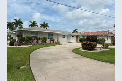 5240 Seminole Ct, Cape Coral, FL 33904 - Photo 4
