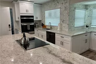 5240 Seminole Ct, Cape Coral, FL 33904 - Photo 8