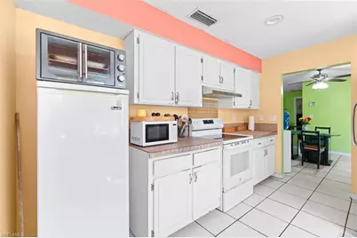 918 McKinley Ave, Lehigh Acres, FL 33972 - Photo 20