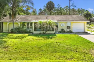 918 McKinley Ave, Lehigh Acres, FL 33972 - Photo 4