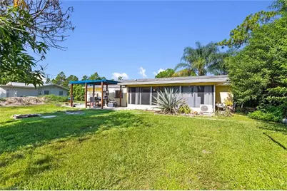 918 McKinley Ave, Lehigh Acres, FL 33972 - Photo 6