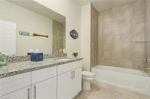 1819 NE 2nd St, Cape Coral, FL 33993 - Photo 18