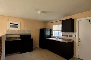 5546 Sixth Ave, Fort Myers, FL 33907 - Photo 8