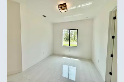 919 Hibiscus Ave, Lehigh Acres, FL 33972 - Photo 22