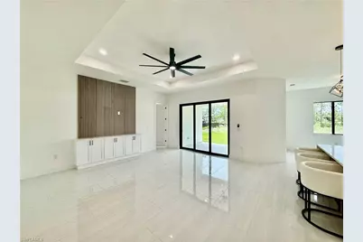 919 Hibiscus Ave, Lehigh Acres, FL 33972 - Photo 6